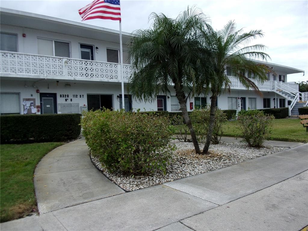 8320 112TH STREET UNIT 106 SEMINOLE, FL 33772