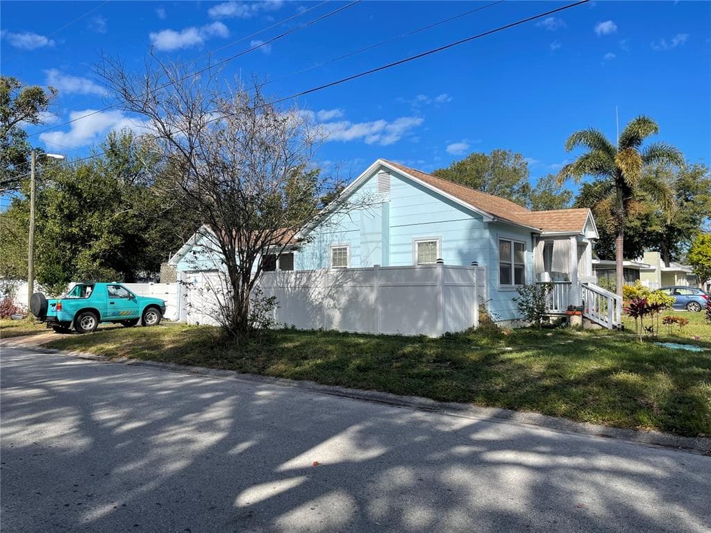 3600 17TH STREET N