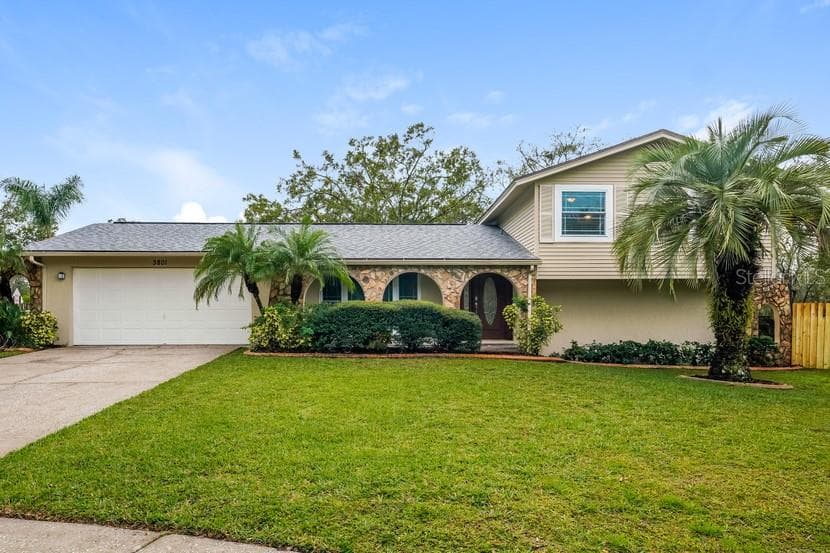 3801 CASABA LOOP VALRICO, FL 33596