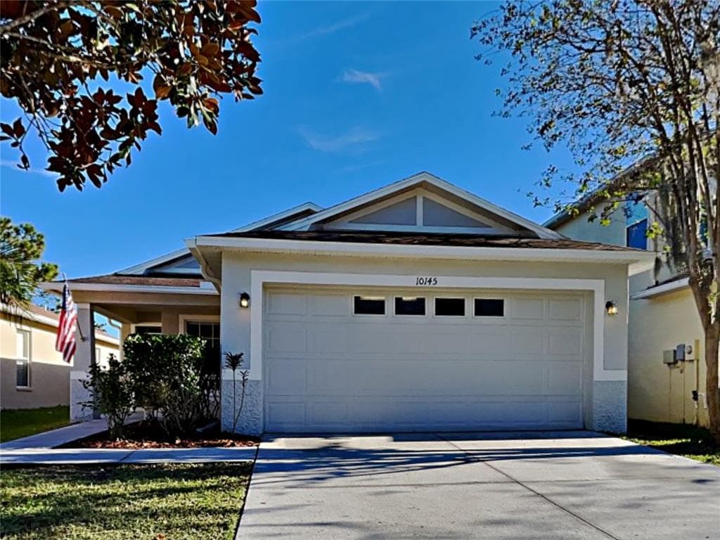 10145 PERTHSHIRE CIRCLE LAND O LAKES, FL 34638