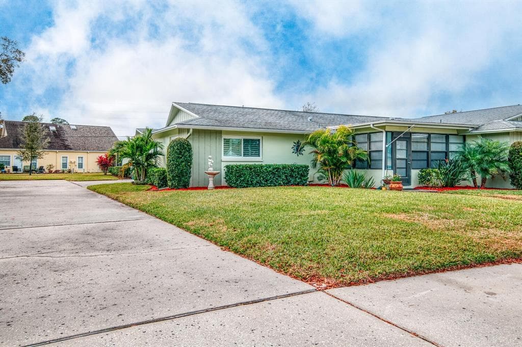 2822 SHERBROOKE LANE UNIT A PALM HARBOR, FL 34684