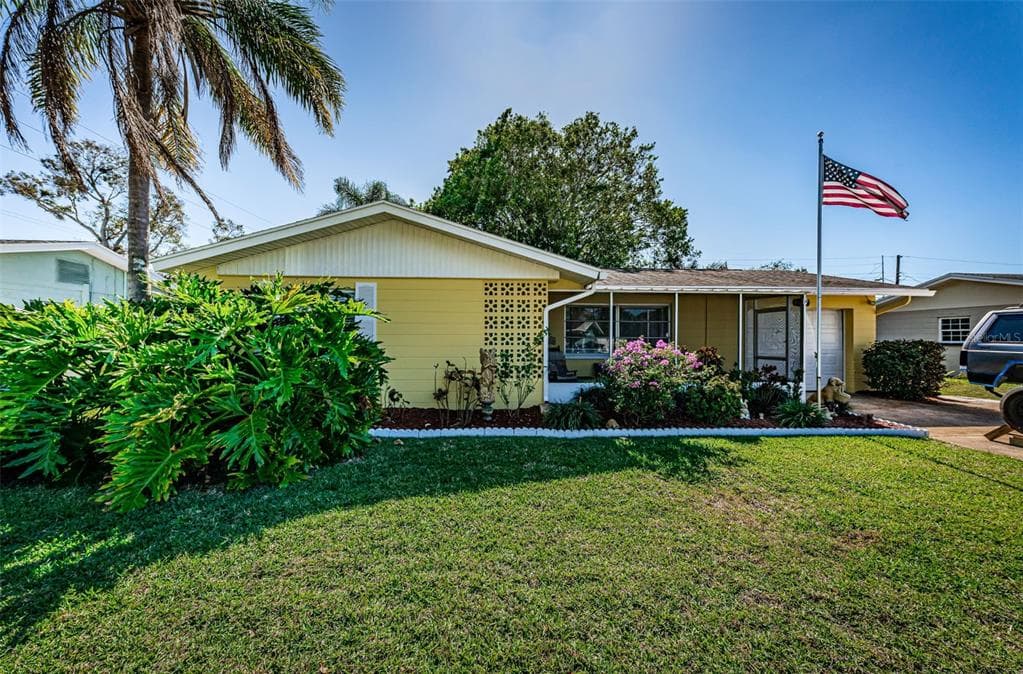 11022 64TH TERRACE SEMINOLE, FL 33772