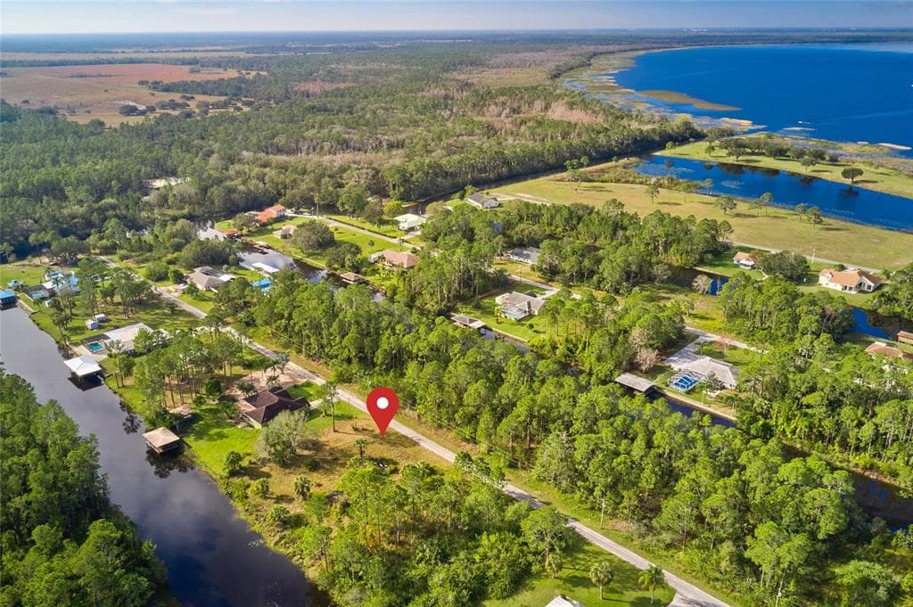 22 AVOCADO DRIVE S INDIAN LAKE ESTATES, FL 33855