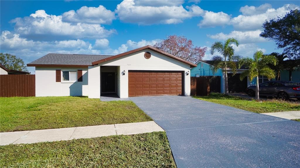 5631 103RD TERRACE N PINELLAS PARK, FL 33782