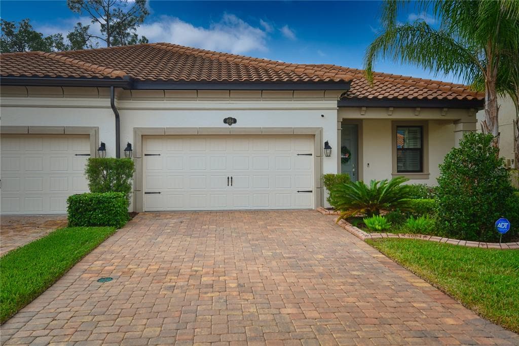 4084 SOLAMOR STREET LAKELAND, FL 33810