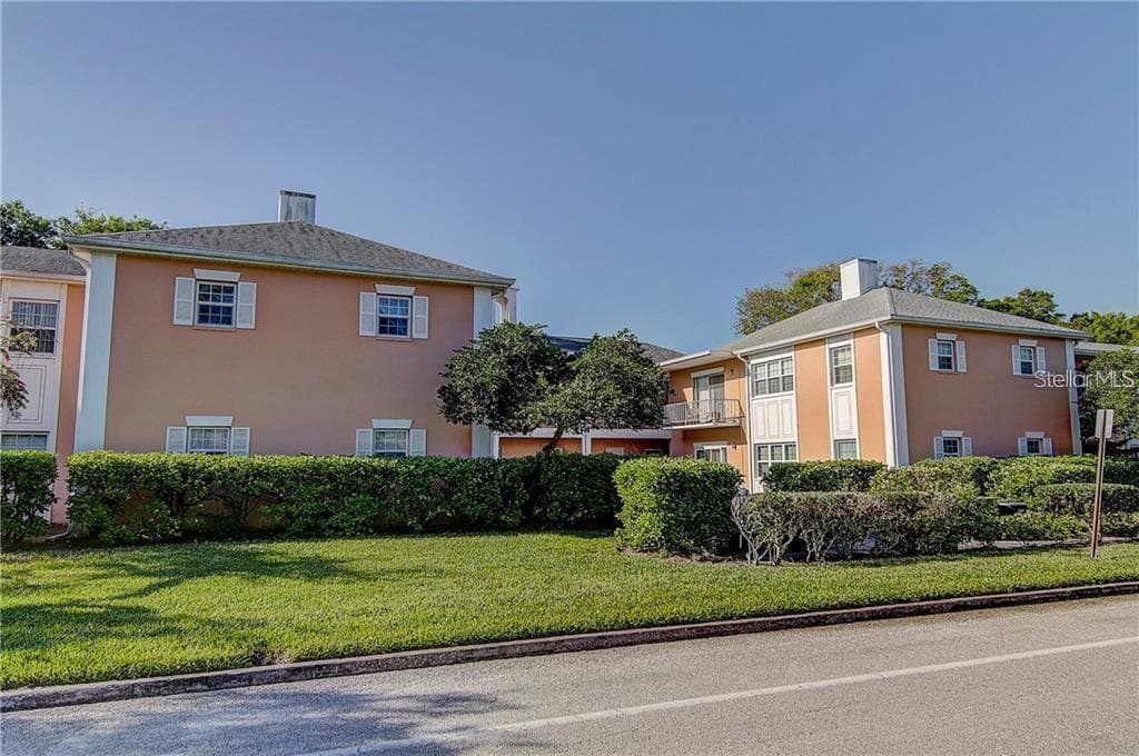 8300 BARDMOOR BOULEVARD UNIT 106 SEMINOLE, FL 33777