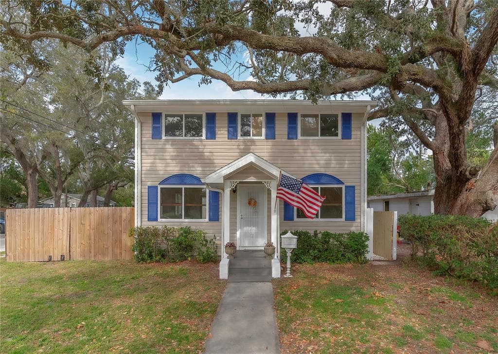 2499 17TH AVENUE N ST PETERSBURG, FL 33713