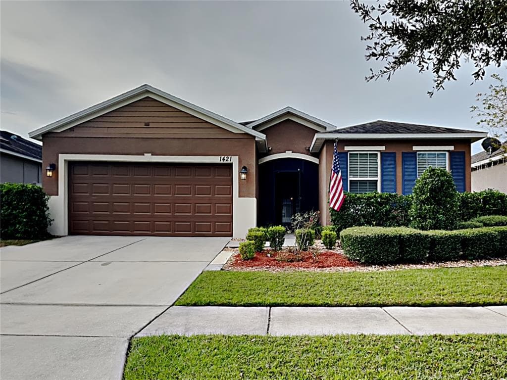 1421 WALLACE MANOR PASS WINTER HAVEN, FL 33880