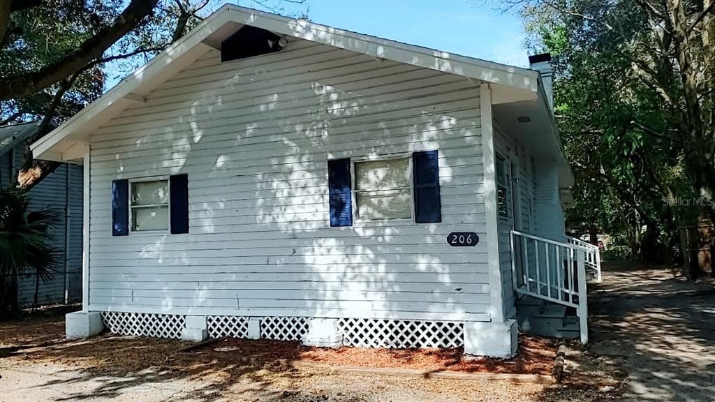 206 E CLUSTER AVENUE TAMPA, FL 33604