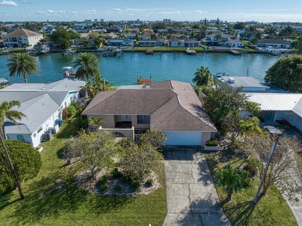 755 CAPRI BOULEVARD