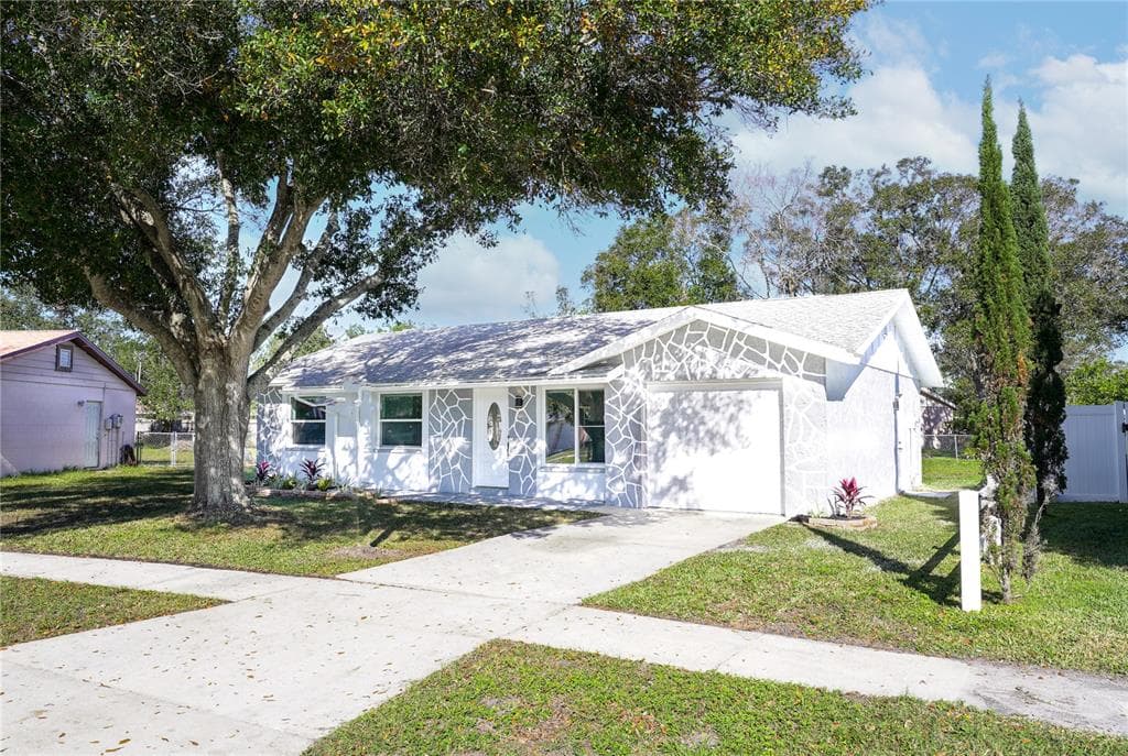 9159 109TH AVENUE SEMINOLE, FL 33777