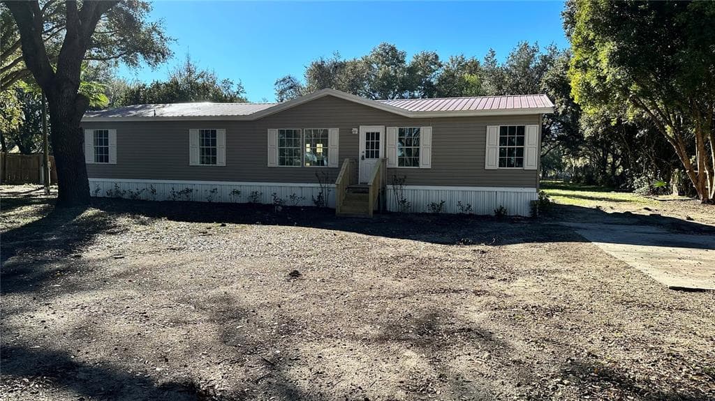 8936 MCKENDREE ROAD WESLEY CHAPEL, FL 33545