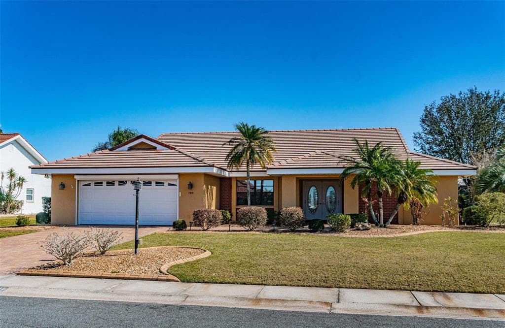 1919 WOLF LAUREL DRIVE SUN CITY CENTER, FL 33573