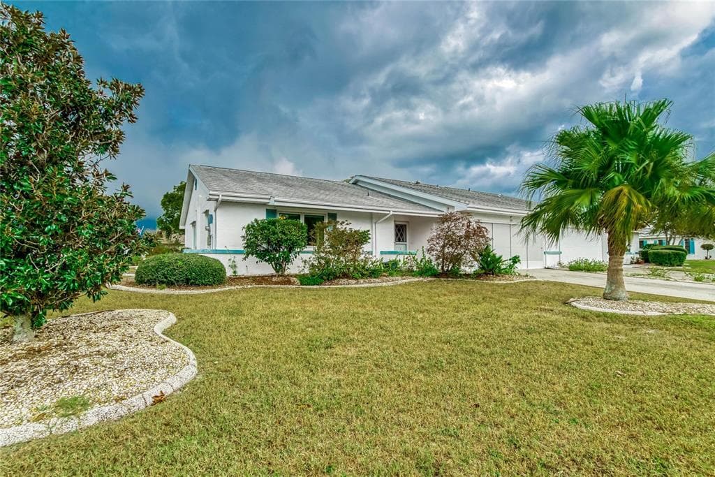 319 STROLL LANE SUN CITY CENTER, FL 33573
