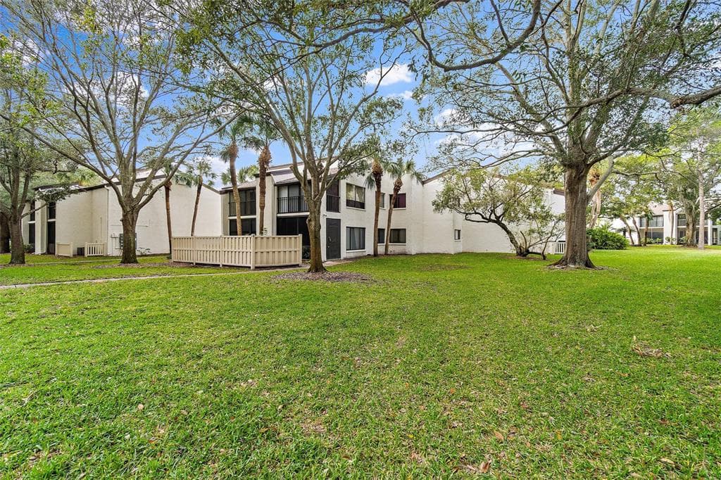 700 STARKEY ROAD UNIT 1223 LARGO, FL 33771
