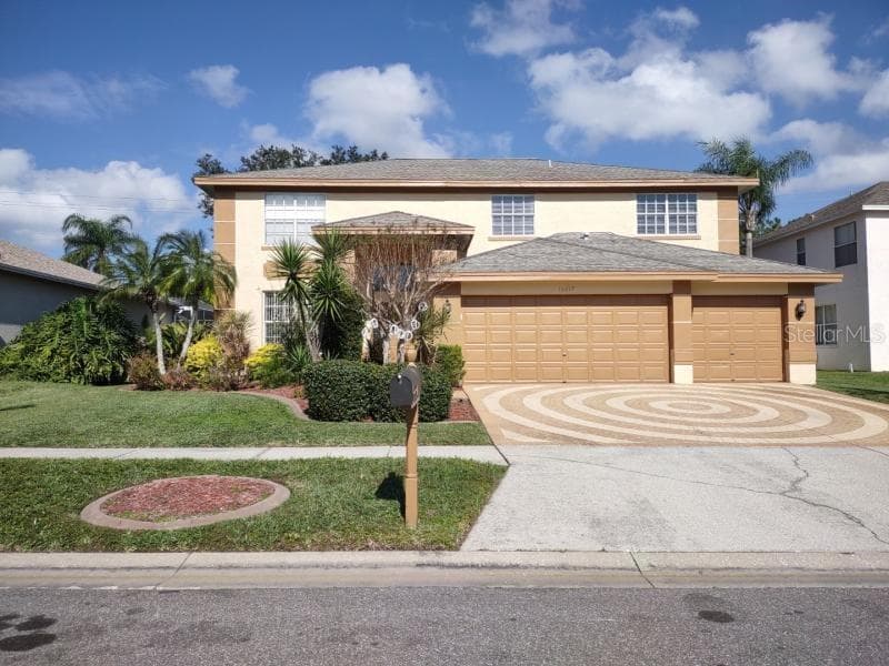 10217 LOCKWOOD PINES LANE TAMPA, FL 33635