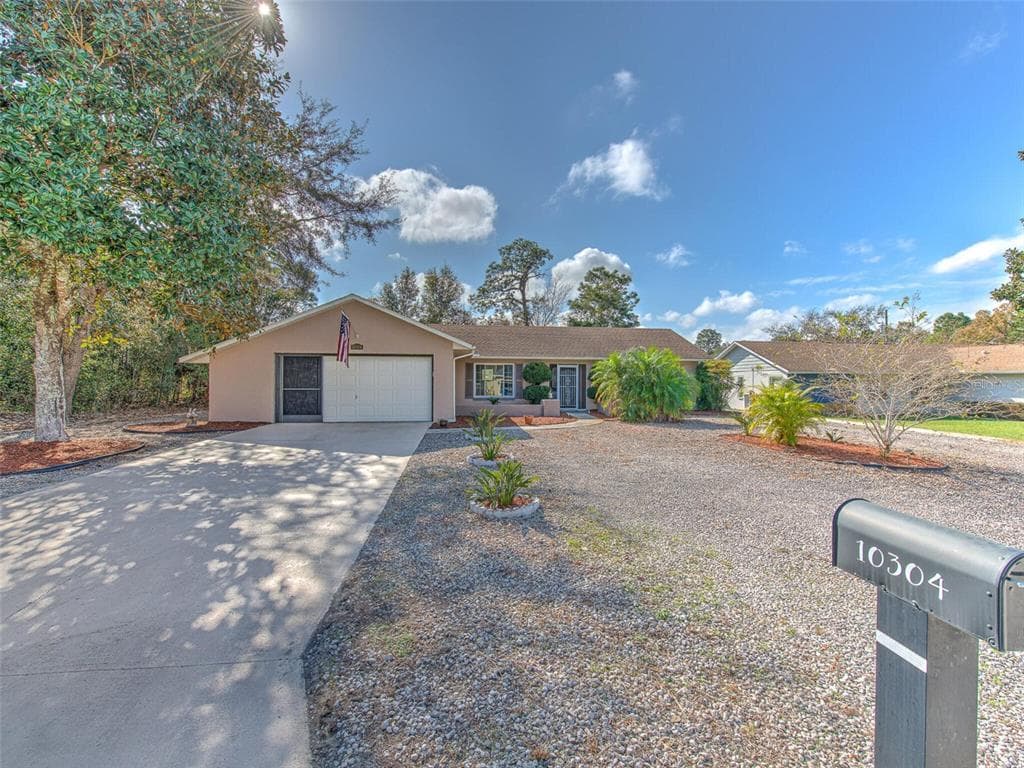 10304 FORDHAM STREET SPRING HILL, FL 34608