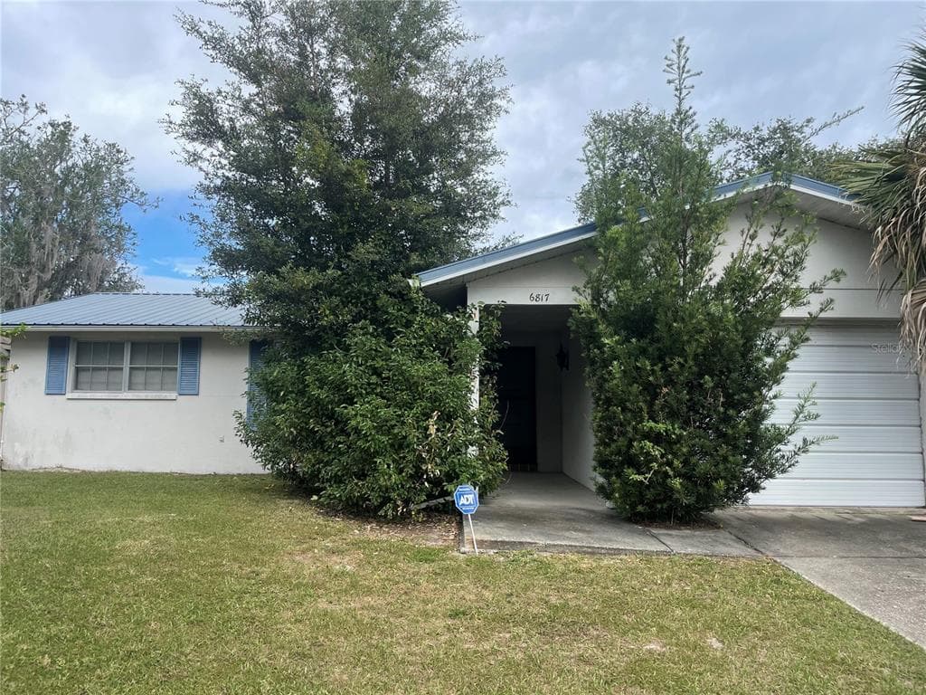 6817 KENTUCKY AVENUE NEW PORT RICHEY, FL 34653