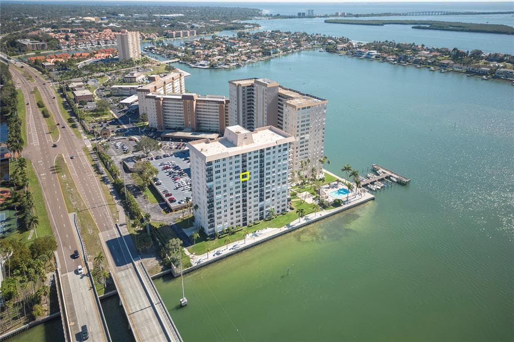 5220 BRITTANY DRIVE S UNIT 1108 ST PETERSBURG, FL 33715