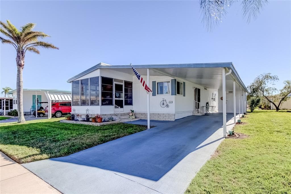 39820 US HIGHWAY 19 N UNIT 137 TARPON SPRINGS, FL 34689