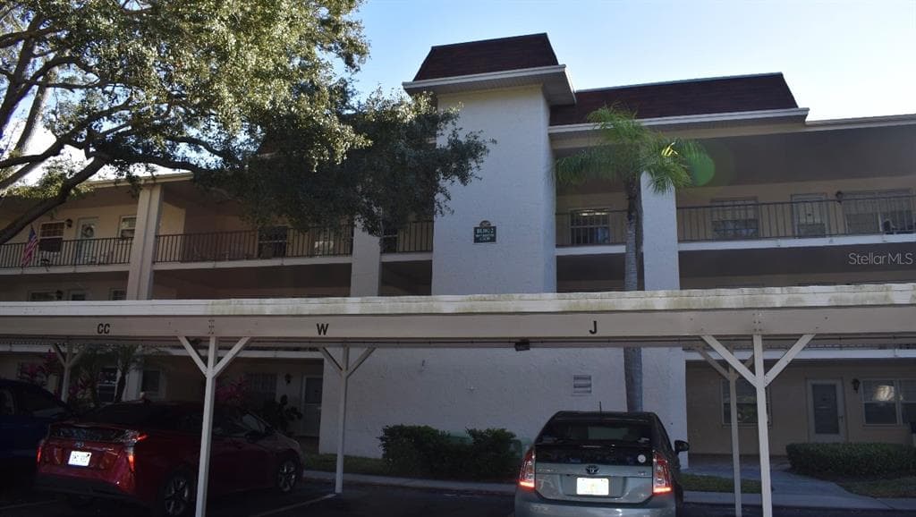865 VIRGINIA COURT UNIT 204 DUNEDIN, FL 34698