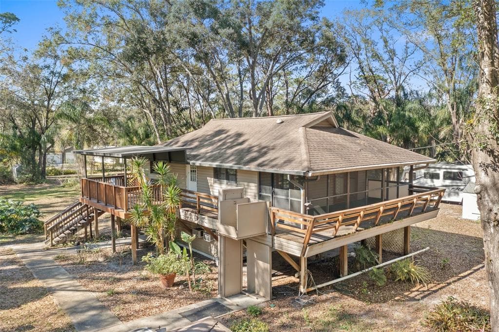 15802 WILLOWDALE ROAD TAMPA, FL 33625