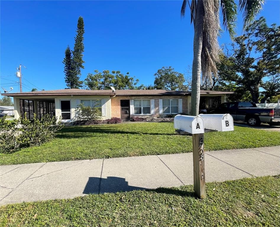 4705 20TH STREET W UNIT A&B BRADENTON, FL 34207