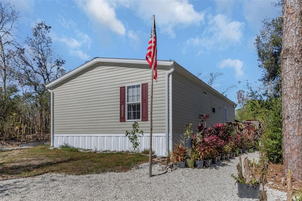17525 ROCKLEDGE AVENUE SPRING HILL, FL 34610