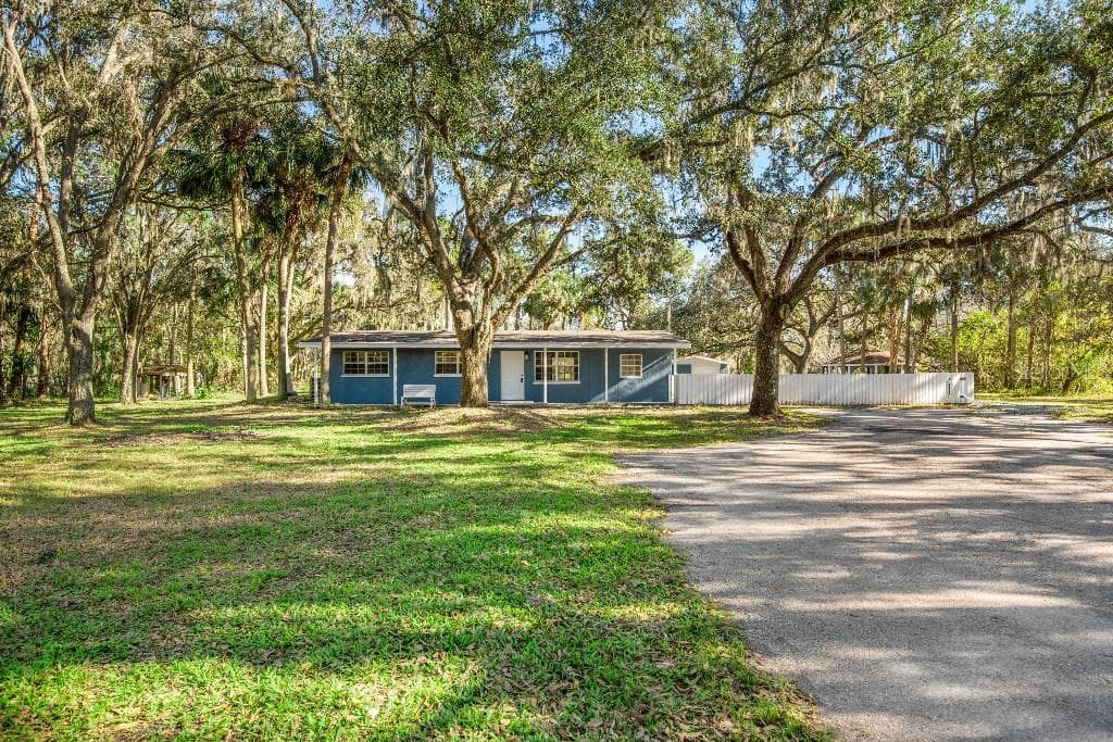 3226 PALMETTO ROAD WIMAUMA, FL 33598