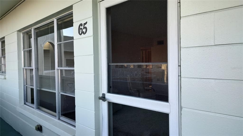 2257 WORLD PARKWAY BOULEVARD W UNIT 65 CLEARWATER, FL 33763