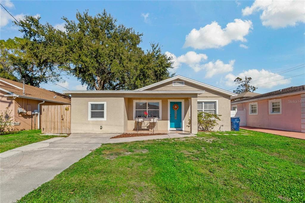 3005 W KATHLEEN STREET TAMPA, FL 33607