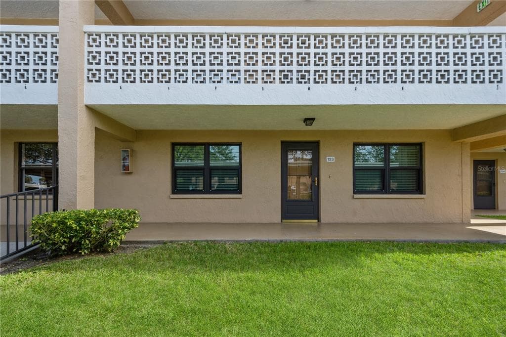 5085 1ST STREET NE UNIT 133 ST PETERSBURG, FL 33703