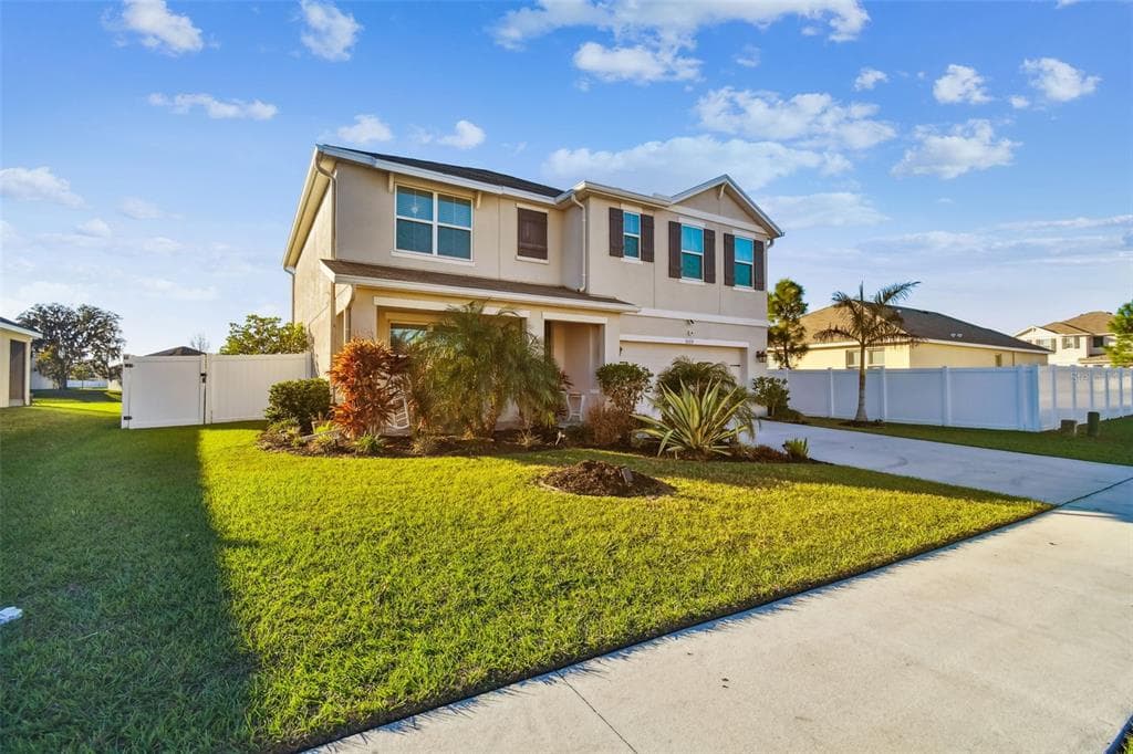 5573 GEIGER ESTATES DRIVE ZEPHYRHILLS, FL 33541