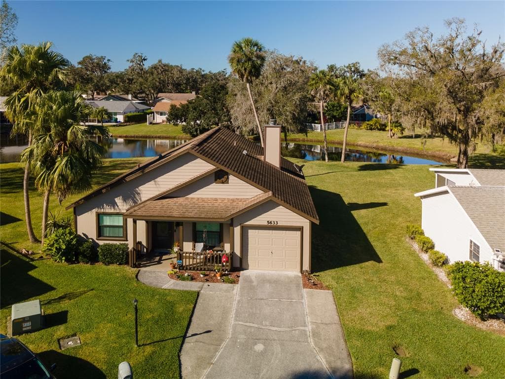 5633 82ND AVENUE E PALMETTO, FL 34221