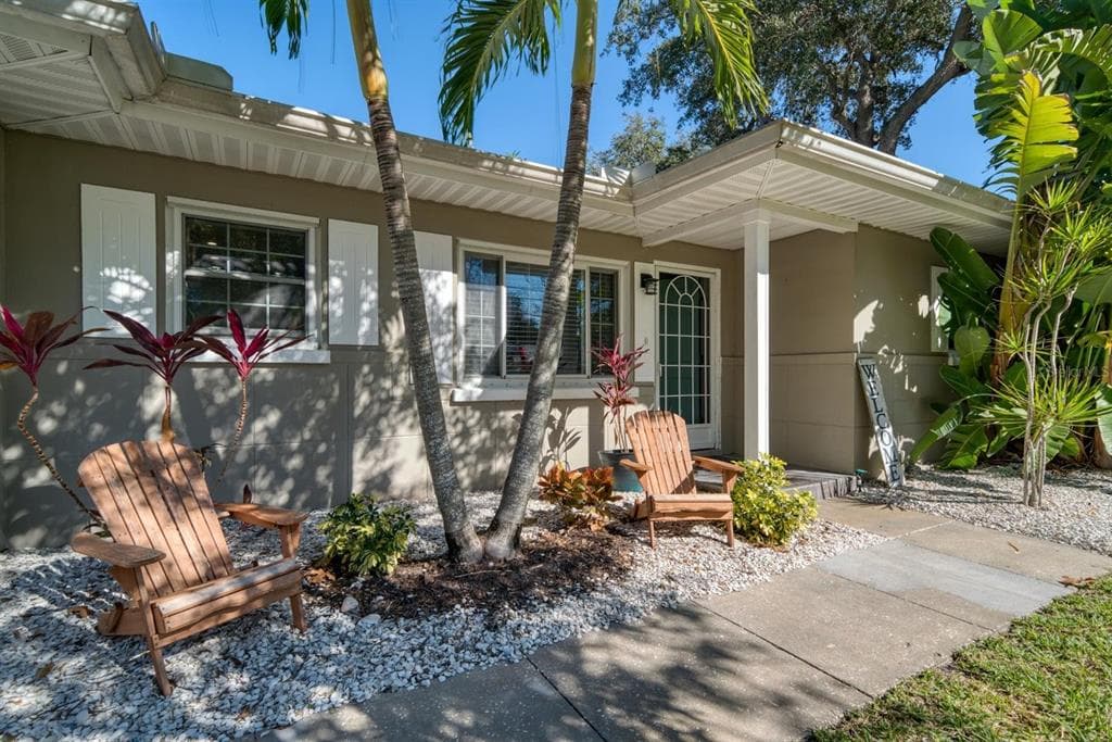 1238 INVERNESS DRIVE DUNEDIN, FL 34698