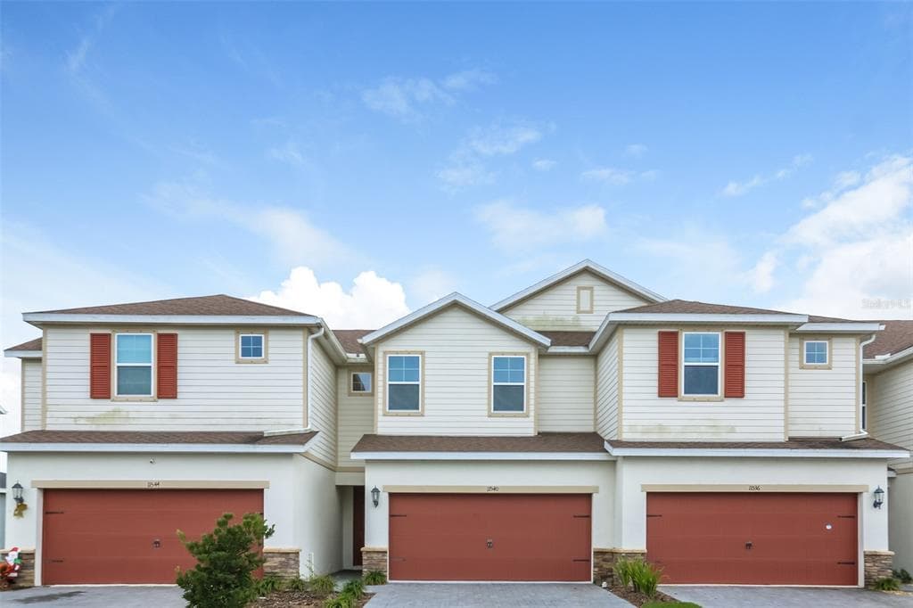 11540 WOODLEAF DRIVE BRADENTON, FL 34211
