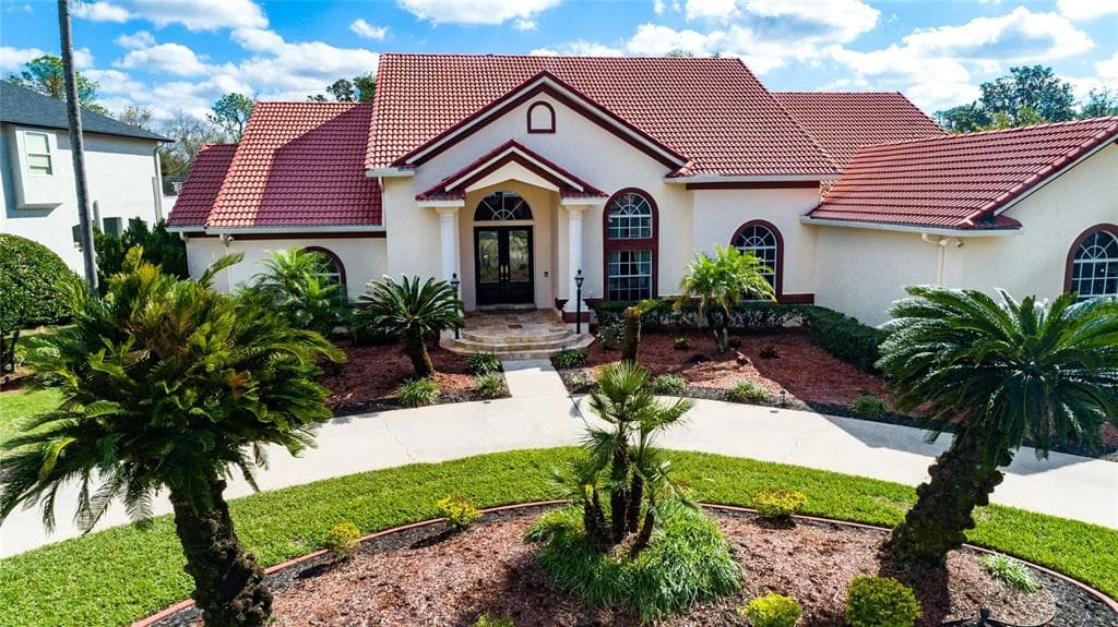 3914 S NINE DRIVE VALRICO, FL 33596