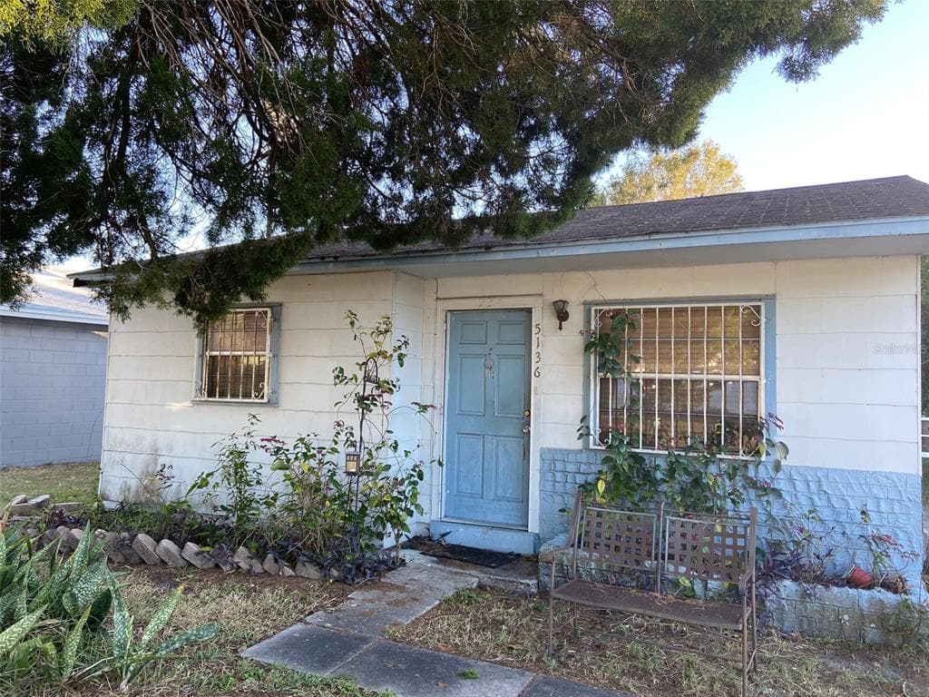 5136 NEWTON AVENUE S GULFPORT, FL 33707