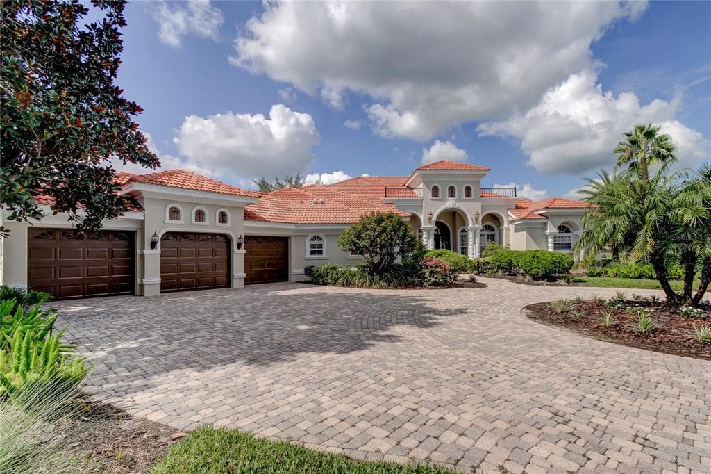 10504 PONTOFINO CIRCLE TRINITY, FL 34655