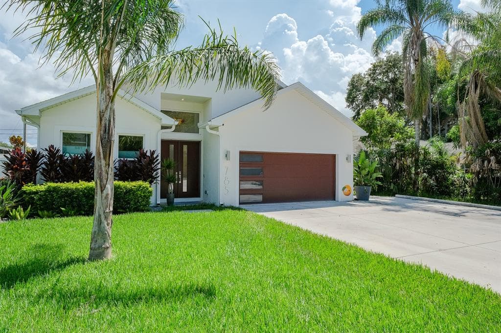 785 PATRICIA AVENUE DUNEDIN, FL 34698