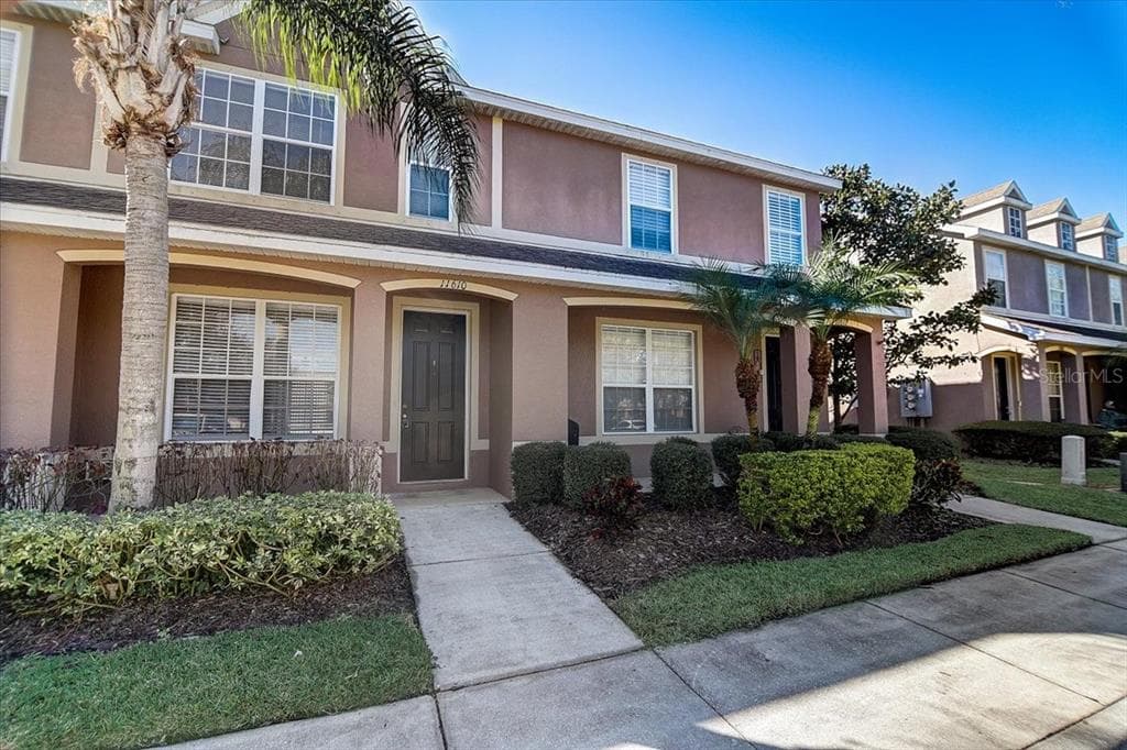 11610 DECLARATION DRIVE TAMPA, FL 33635