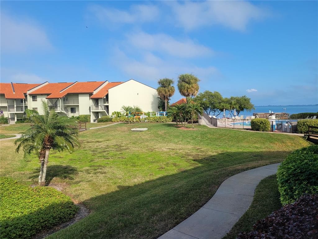 1515 PINELLAS BAYWAY S UNIT 17 TIERRA VERDE, FL 33715