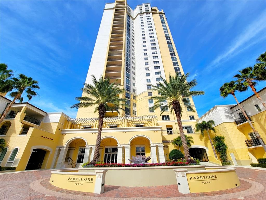 300 BEACH DRIVE NE UNIT 2201