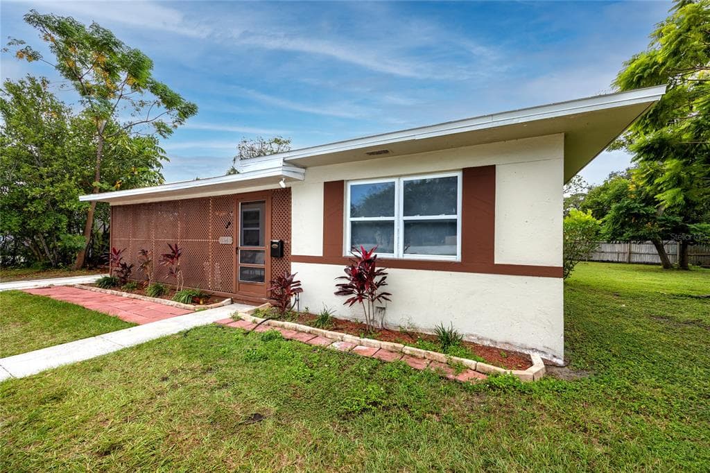 1645 DREW STREET CLEARWATER, FL 33755