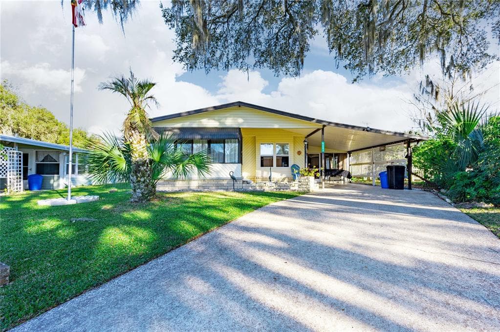 5602 ANTIGUA DRIVE ZEPHYRHILLS, FL 33541