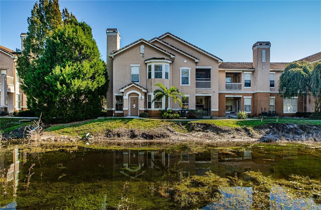 17908 VILLA CREEK DRIVE TAMPA, FL 33647
