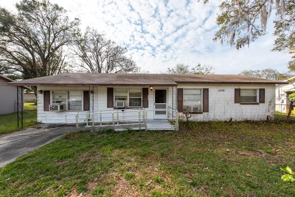 2596 SUN ACRES BOULEVARD AUBURNDALE, FL 33823