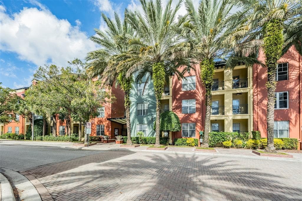 2411 W HORATIO STREET UNIT 522 TAMPA, FL 33609