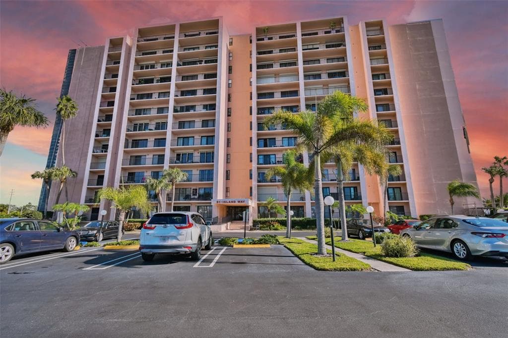 51 ISLAND WAY UNIT 1200 CLEARWATER, FL 33767