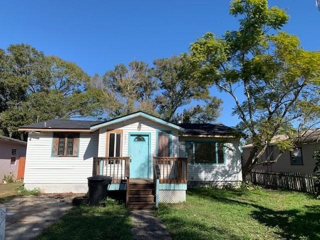 5617 NEWTON AVENUE S GULFPORT, FL 33707